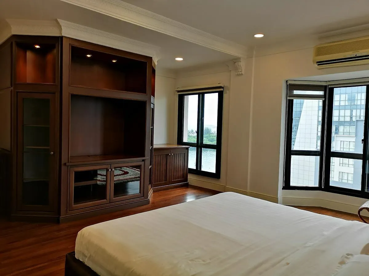 אפרטהוטל קוטה קינבלו Marina Court Luxury Penthouse