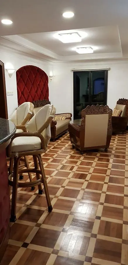 אפרטהוטל קוטה קינבלו Marina Court Luxury Penthouse 3*,