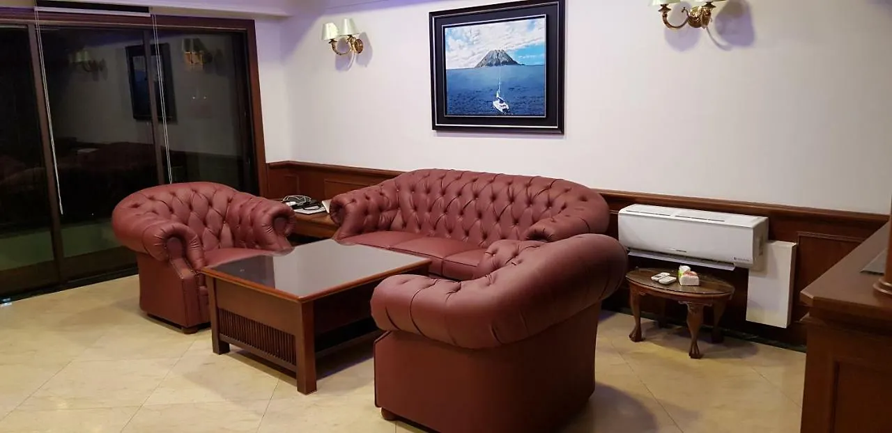אפרטהוטל קוטה קינבלו Marina Court Luxury Penthouse